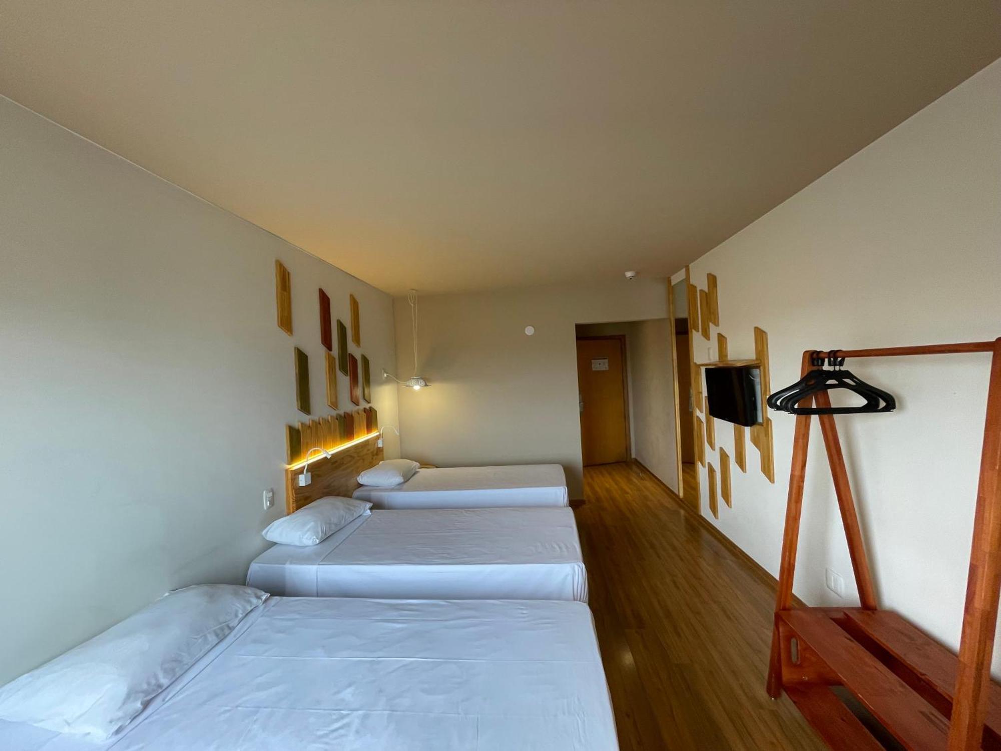 Hotel Nacional Inn Curitiba Santa Felicidade Kültér fotó